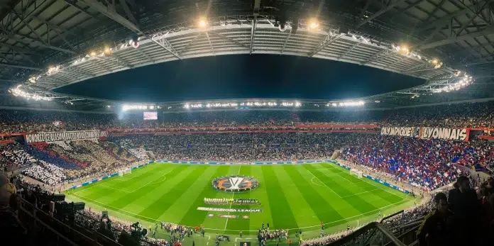 Le Ludnica U Lionu Samo Bodoglimt Ima Prednost Video