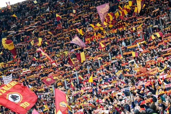 Sprema Se Transfer Nekadasnji Fudbaler Zvezde Pojacava Romu