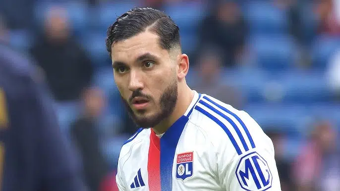 Francuski Reprezentativac Stigao Je U Etihad