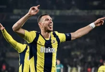 PREOKRET: Džeko bio viđen u Bolonji, preoteo ga rival iz Serije A! Komo Je Ostao U Magli Dzeko Je Dobio Poziv Kultnog