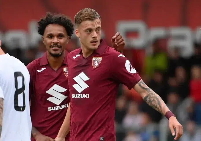 Albanac Stigao U Torino Srbin Postao Visak I Stavljen Na