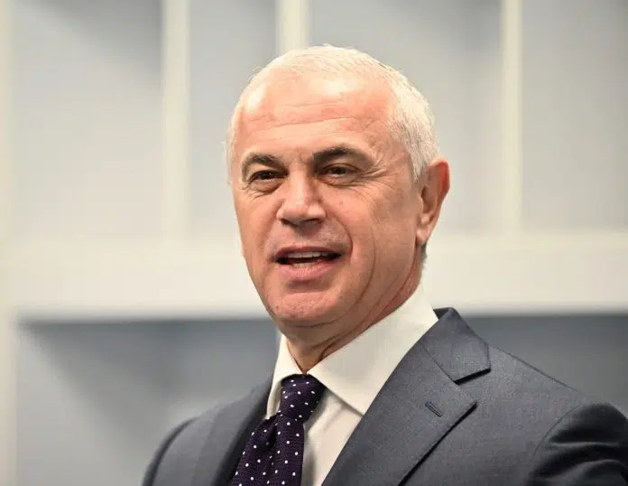 NUDILI NAPADAČA ZVEZDI: Terzić se domah oglasio! Nudili Napadaca Zvezdi Terzic Se Domah Oglasio