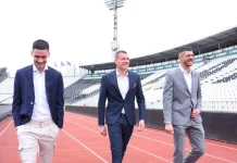 CRNO-BIJELI U SURDULICI: Stojaković od starta poslao Mitrovića i Zdjelara na teren!