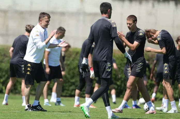 ZEMUN - PARTIZAN, SASTAV: Trojka pojačanja od starta crno-belih