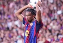 Balde izostavljen iz Barcelonine momčadi, Manchester United prati situaciju