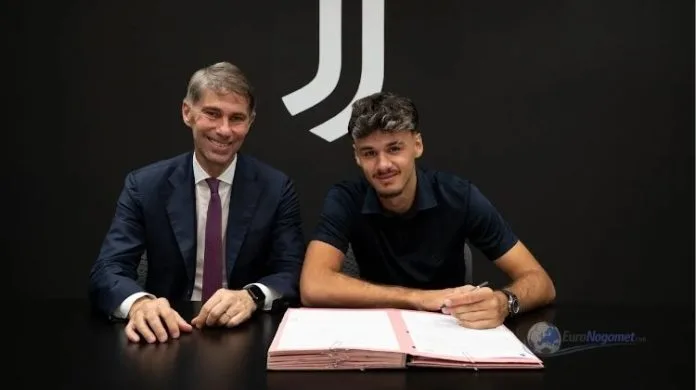 Kerim Alajbegović službeno potpisao za Juventus, Bayer Leverkusen zaradio 30